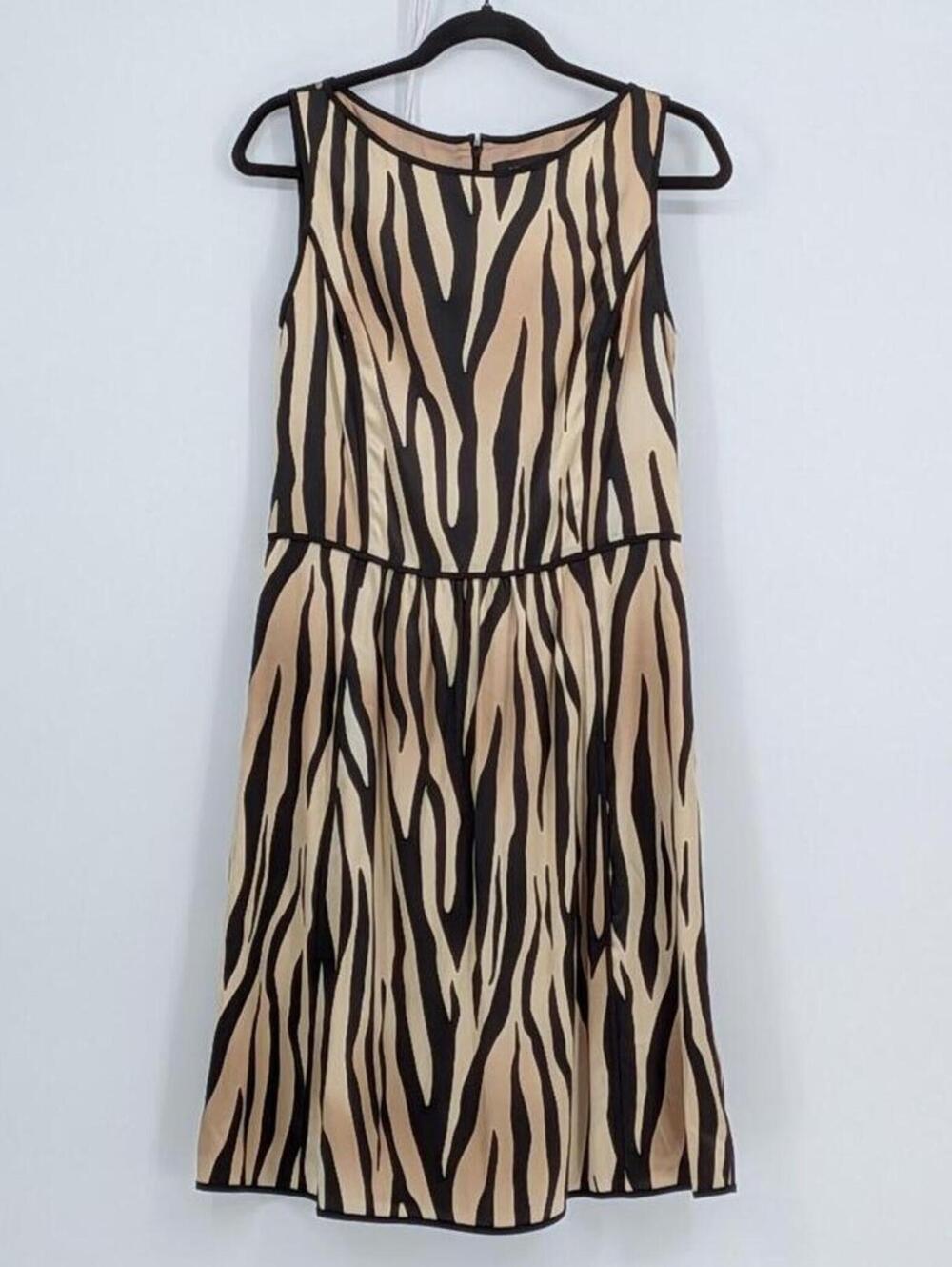St. John Sz 4 $1,495 Beige Tan Black Stripe Zebra Animal Print 95% Silk Dress